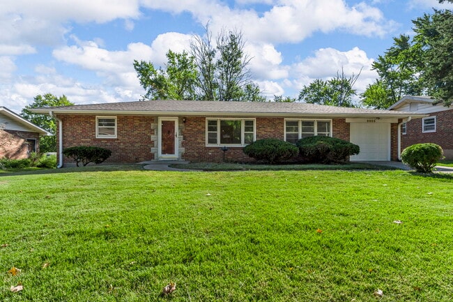 Primary Photo - 9986 Northampton Dr