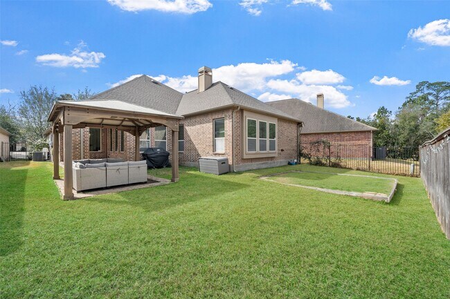 Building Photo - 34 Danby Place