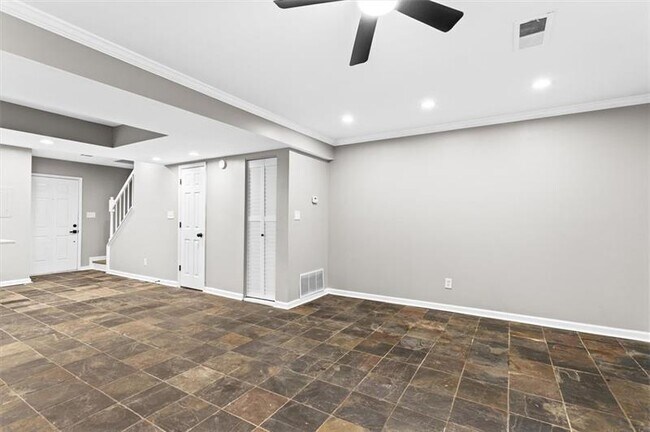 Building Photo - 1777 Twin Brooks Dr SE