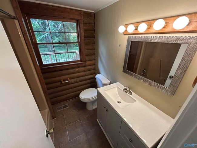 Building Photo - 4706 Whitehall Dr NW