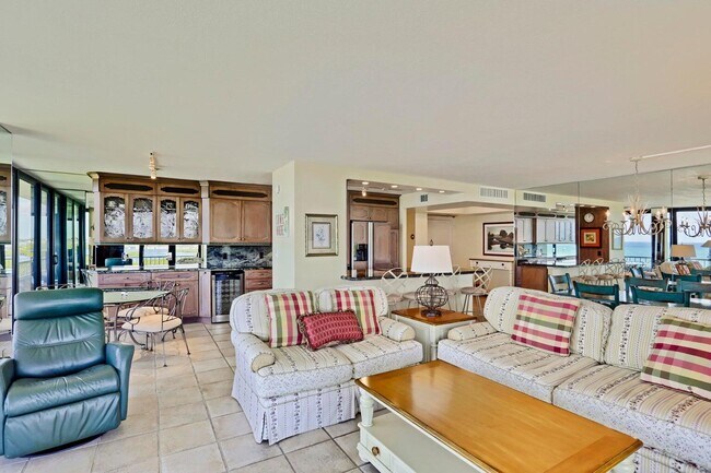 Building Photo - 5550 N Ocean Dr