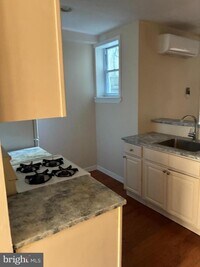 Building Photo - 411 McKean St