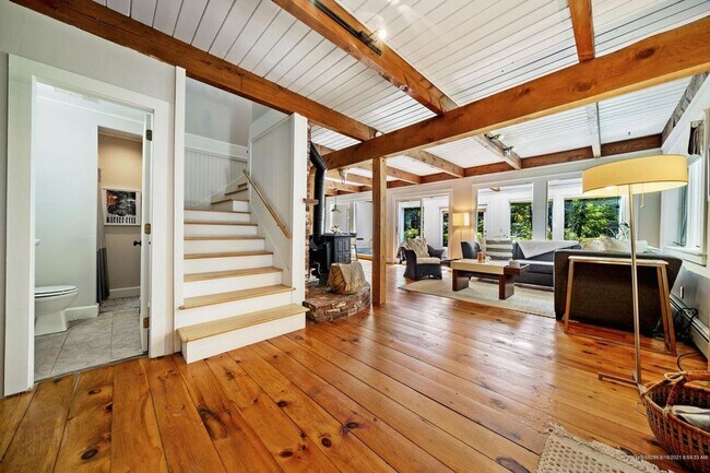 Building Photo - House For Rent in West Bath