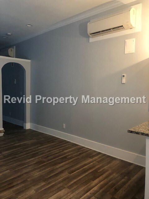 Building Photo - 2008 Courtland Pl