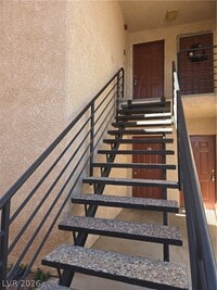 Building Photo - 805 Utah St