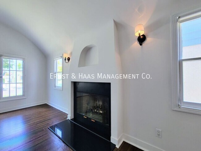 Building Photo - 2227 Camden Ave