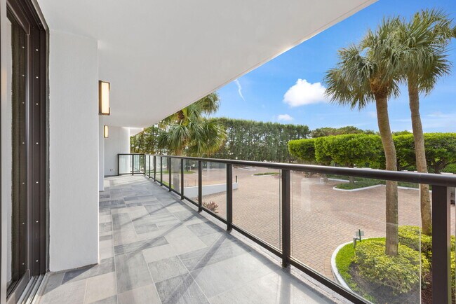 Building Photo - 3440 S Ocean Blvd