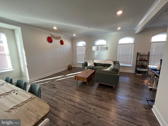 Building Photo - 7940 Potter Pl