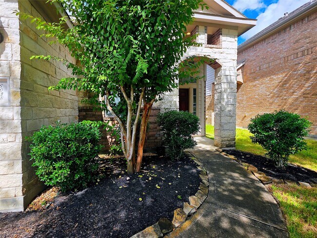 Building Photo - 6038 Starbrook Creek Dr