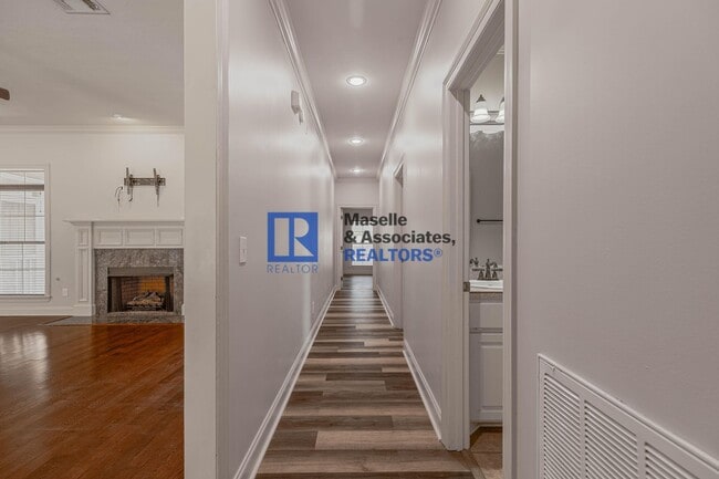 Building Photo - 4 Bed/3 Bath home Ashbrooke Subdivision Madison MS