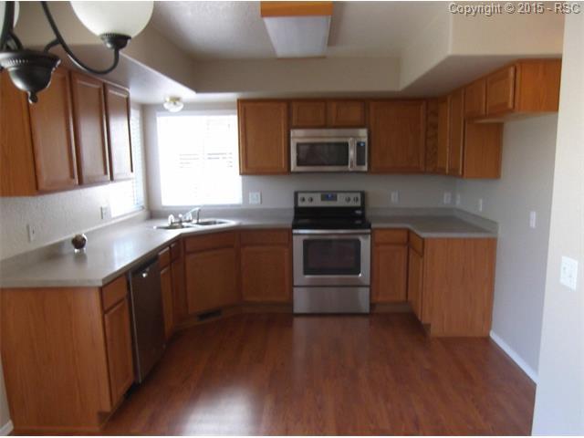 Updated kitchen - 5812 Brennan Avenue
