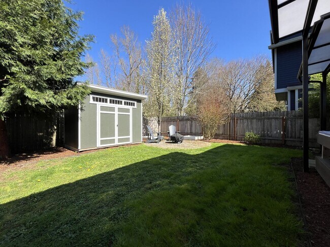 Building Photo - Charming 3BR Home with Fireplace, Bright Open Living Spaces & Loft