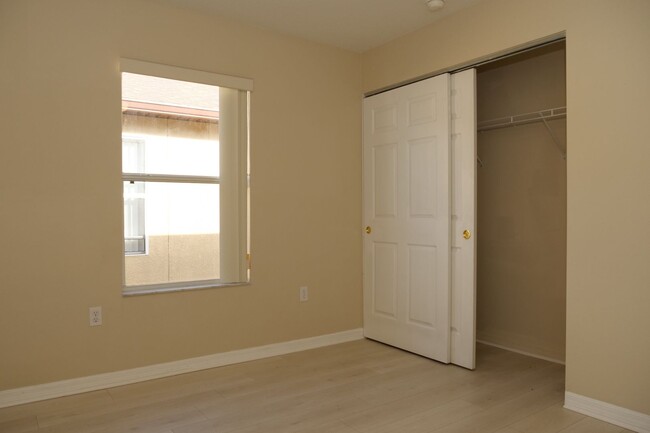 Building Photo - Beautiful 4 bedroom 2.5 bath at Remington ...