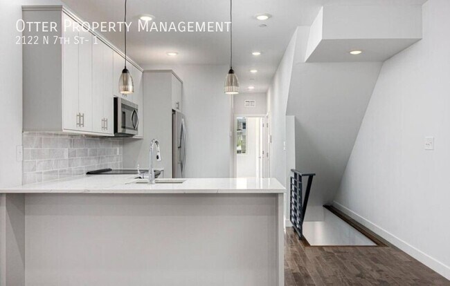 Building Photo - 2122 N 7th St