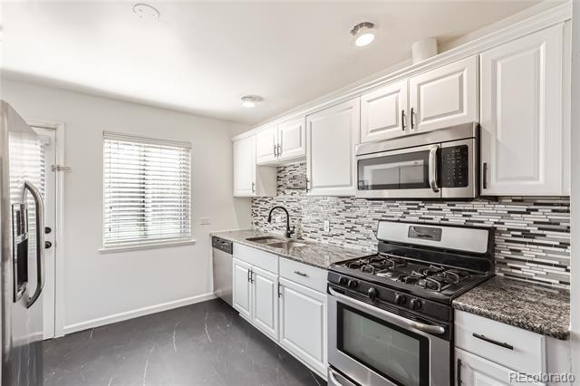 Building Photo - 2832 Pontiac St