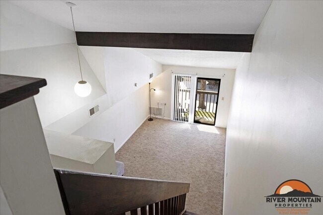 Building Photo - Large Efficiency minutes from Virginia Tech