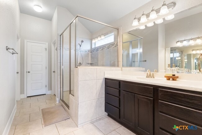 Building Photo - 105 Grand View