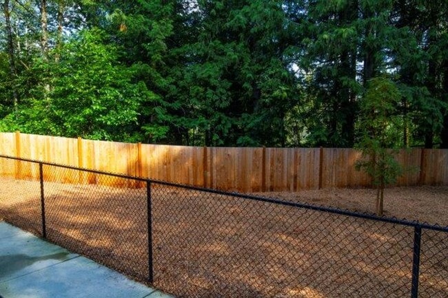 Building Photo - Now Leasing: Spacious 3 Bed, 2.5 Bath Townhome in Tumwater, WA