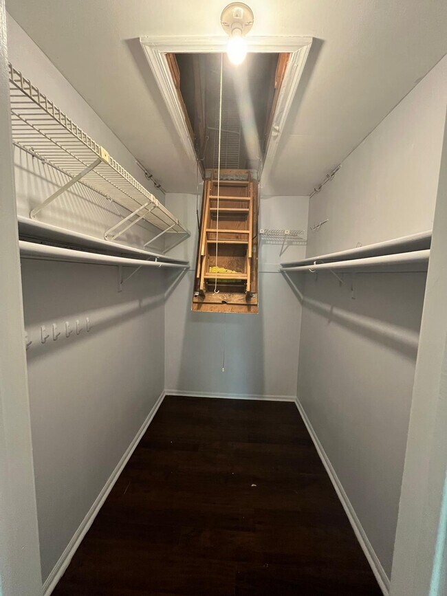 Building Photo - 1603 Britton Pl
