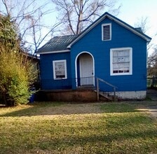Building Photo - 3203 1/2 Darien St