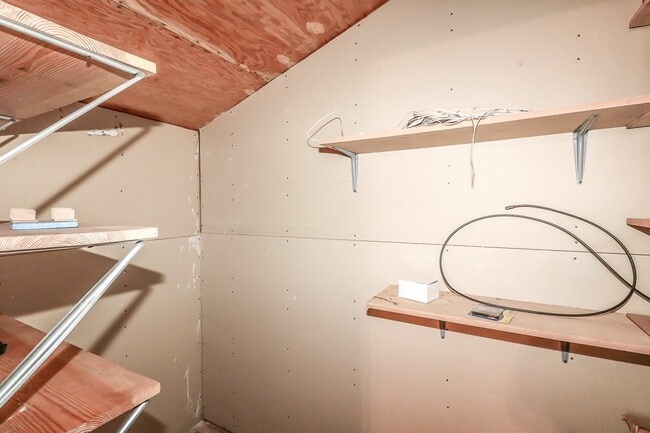 Building Photo - 3 Cortez Ln