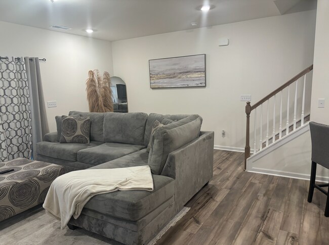 Building Photo - !! MOVE IN SPECIAL: Get $500 OFF!! Stunning 3 Bed / 2.5 Bath End Unit Townhome in Prime Concord L...