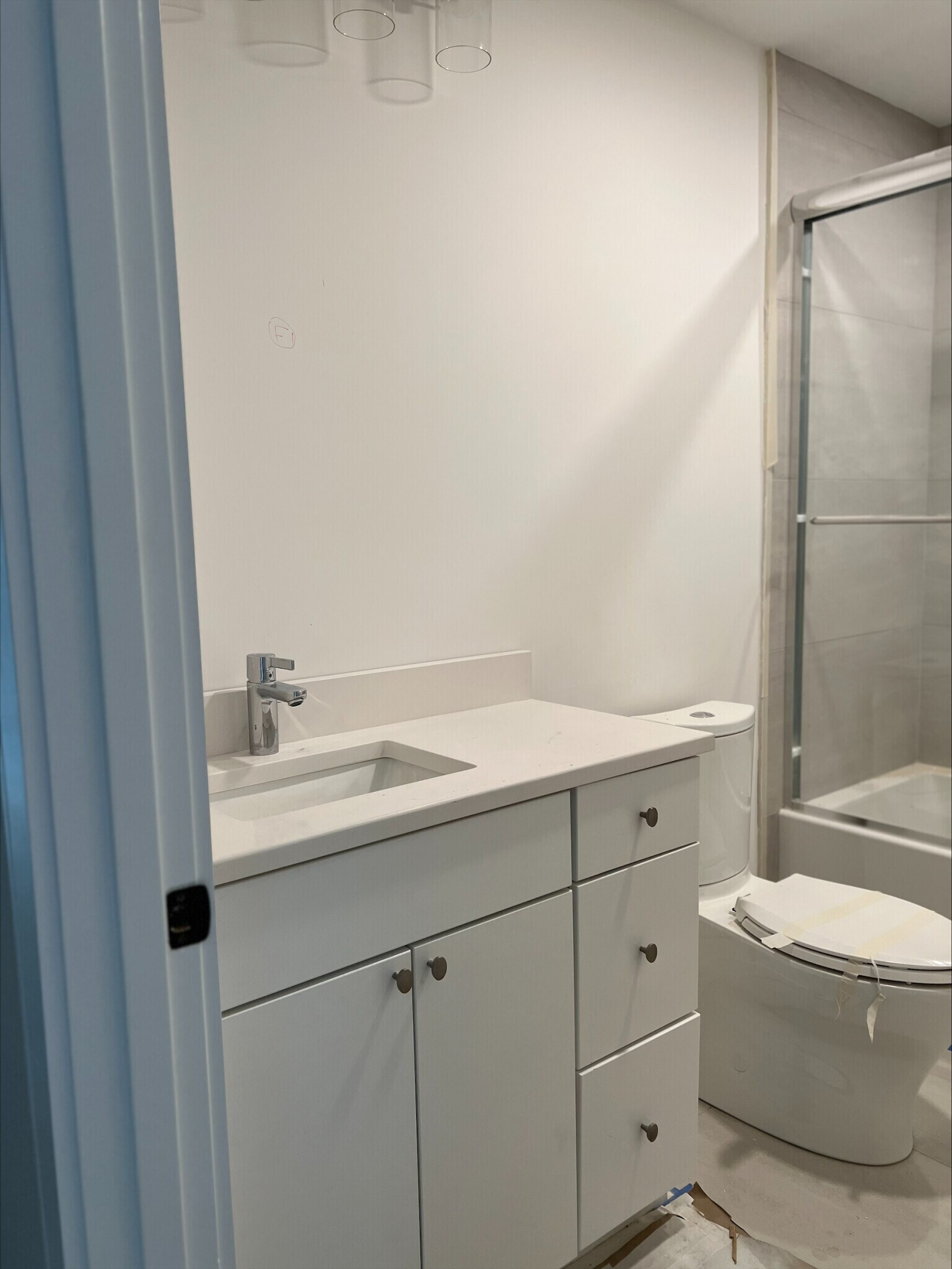 Building Photo - 281 Lamartine St