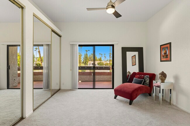 Building Photo - 2601 S Broadmoor Dr