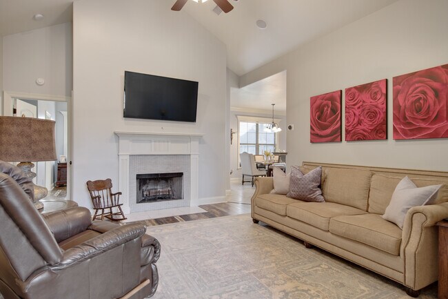 Building Photo - 304 Bald Eagle Dr