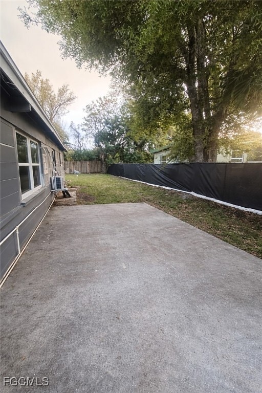 Building Photo - 3504 Lantana St