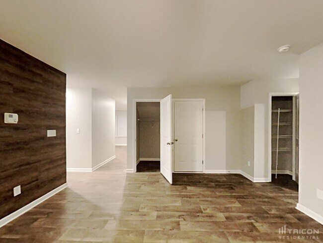 Building Photo - 533 Elmwood Pond Ct