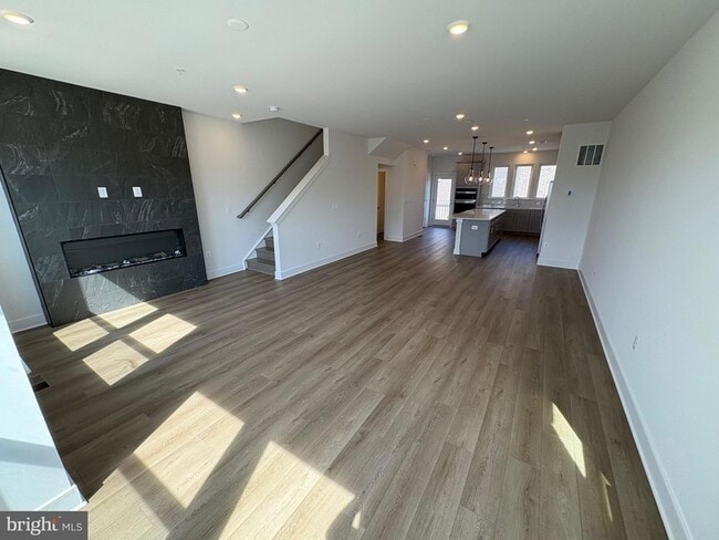 Building Photo - 14495 Leafhopper Dr