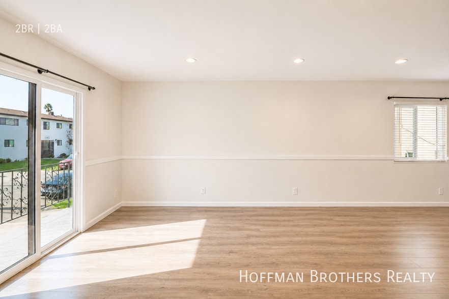 Building Photo - 1206 S Holt Ave