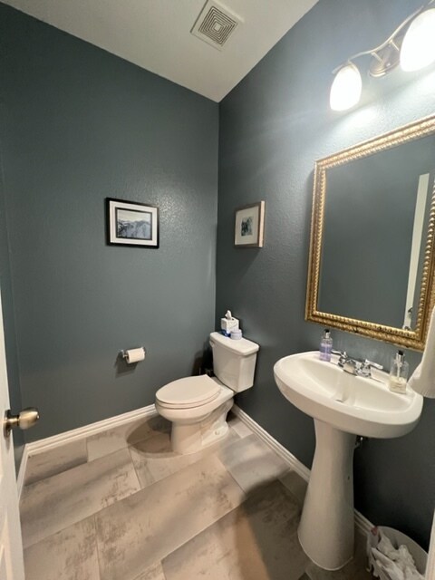 Building Photo - 200 Hot Spring Valley