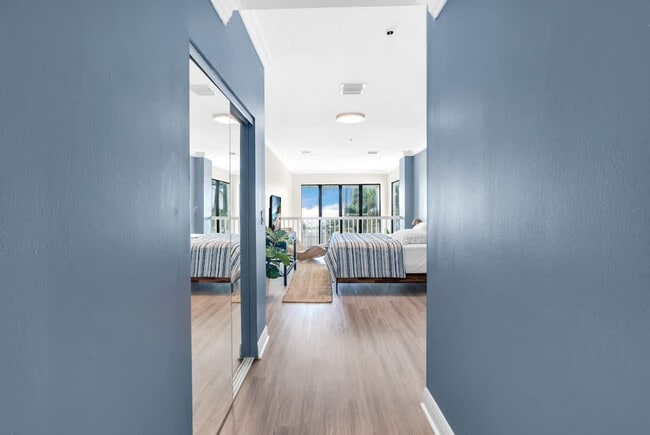 Building Photo - 6345 Collins Ave