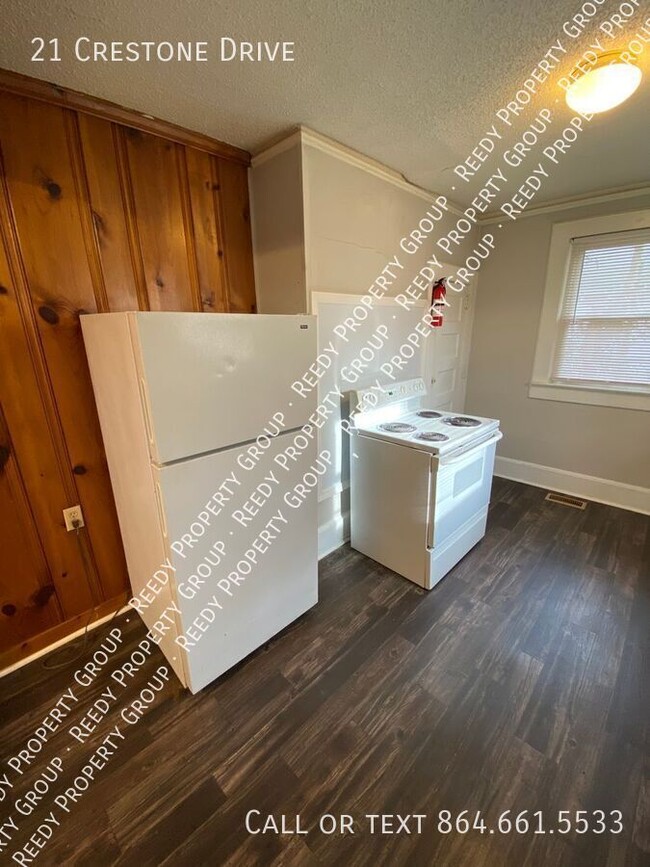 Building Photo - 21 Crestone Dr