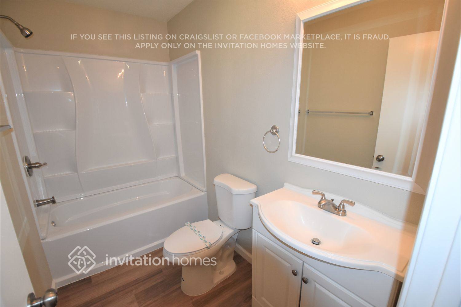 Building Photo - 1474 Marymount St