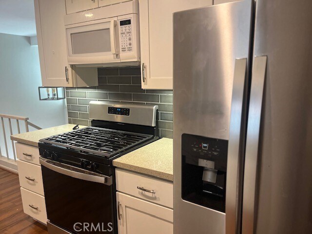 Building Photo - 74606 Driftwood Dr