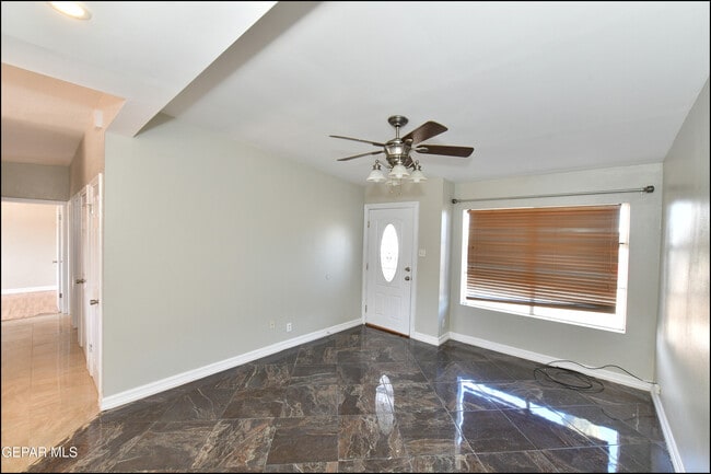 Building Photo - 9143 Matterhorn Dr