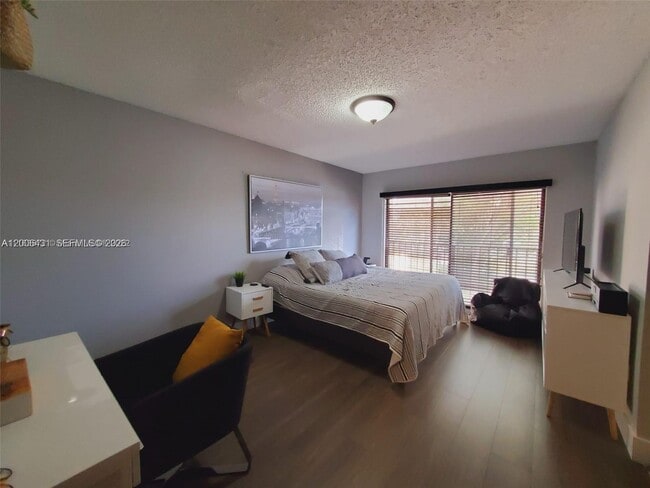 Building Photo - 3619 Torremolinos Ave