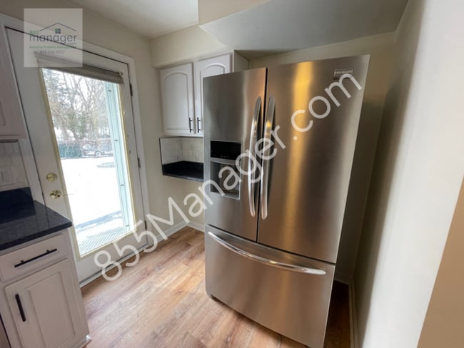 Building Photo - HOLIDAY Special $200 off. Exceptional Rental Opportunity: Explore Comfort and Convenience in Wate...