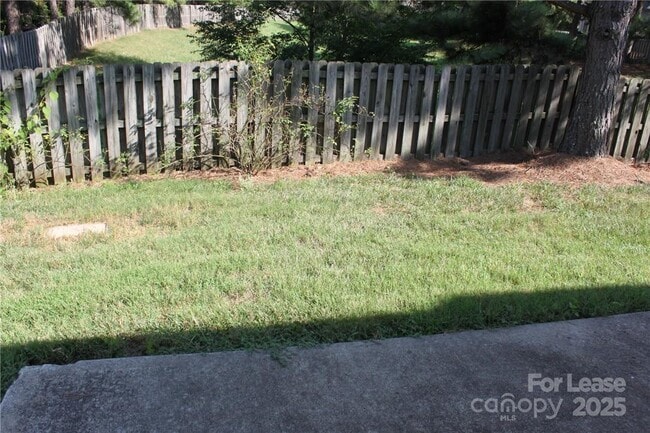 Building Photo - 11430 Pedigree Ln