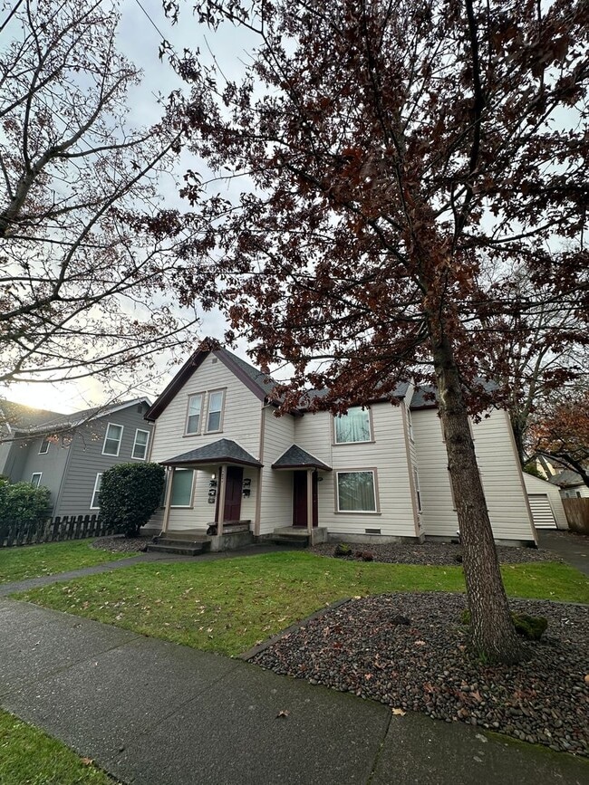 Primary Photo - (488) 15th Street Apartments - 1 Bedroom / 1 Bathroom