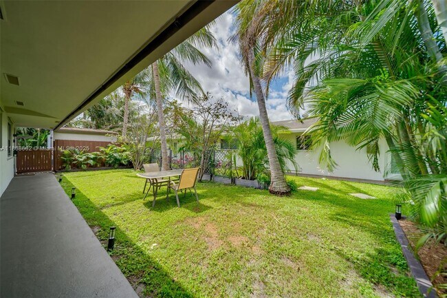 Building Photo - 1473 NW 10th St