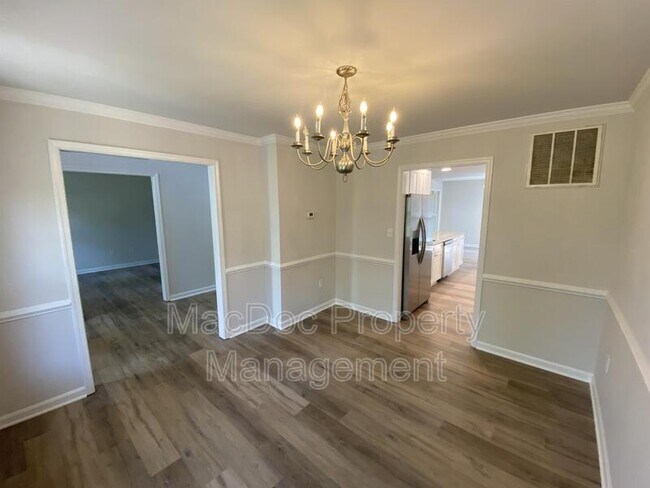 Building Photo - 7218 John Taylor Mews