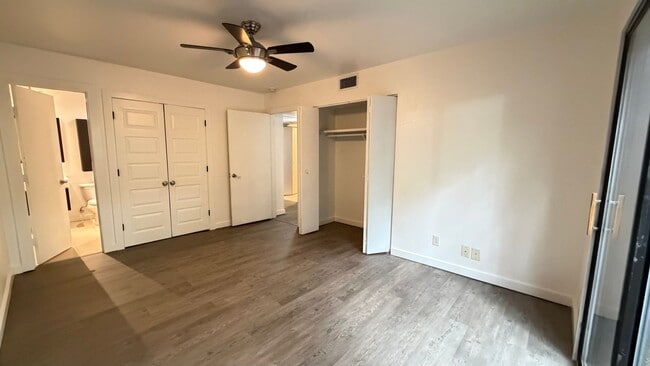 Building Photo - 4123 Avondale Ave