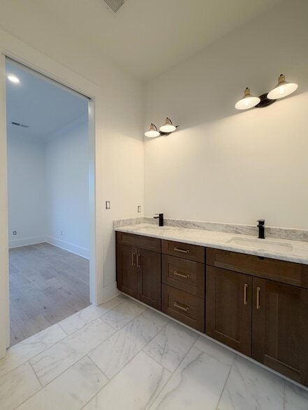 Building Photo - 4161 Cocos Wy