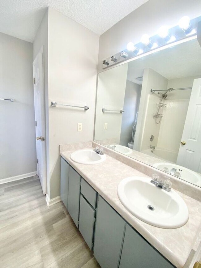 Building Photo - Available SOON!!