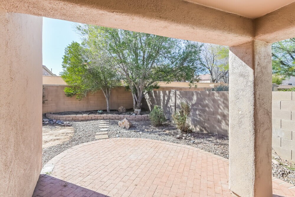 Building Photo - 14430 S Camino Tierra Monte