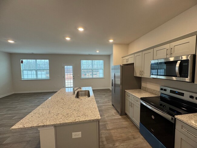 Building Photo - Brand New 4BR 2.5BA Townhome